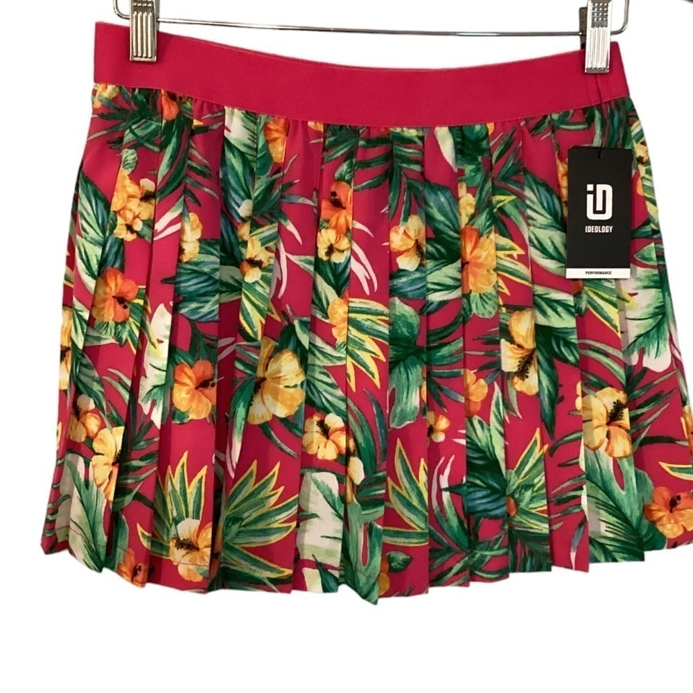 NWT Ideology mini skort size‎ S